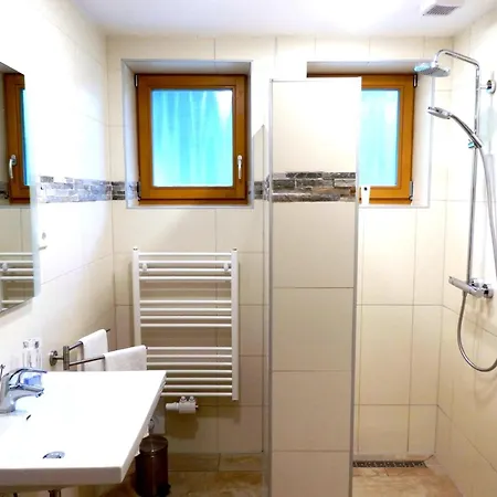 Nice With Sauna And Lakeview Appartamento *