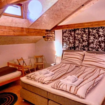 Nice With Sauna And Lakeview Hermagor-Pressegger See
